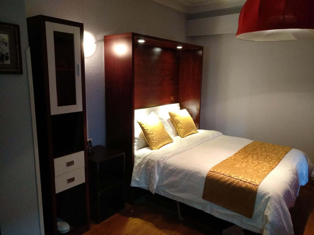 Top Boutique Hotel（首席精品酒店） 트빌리시 외부 사진