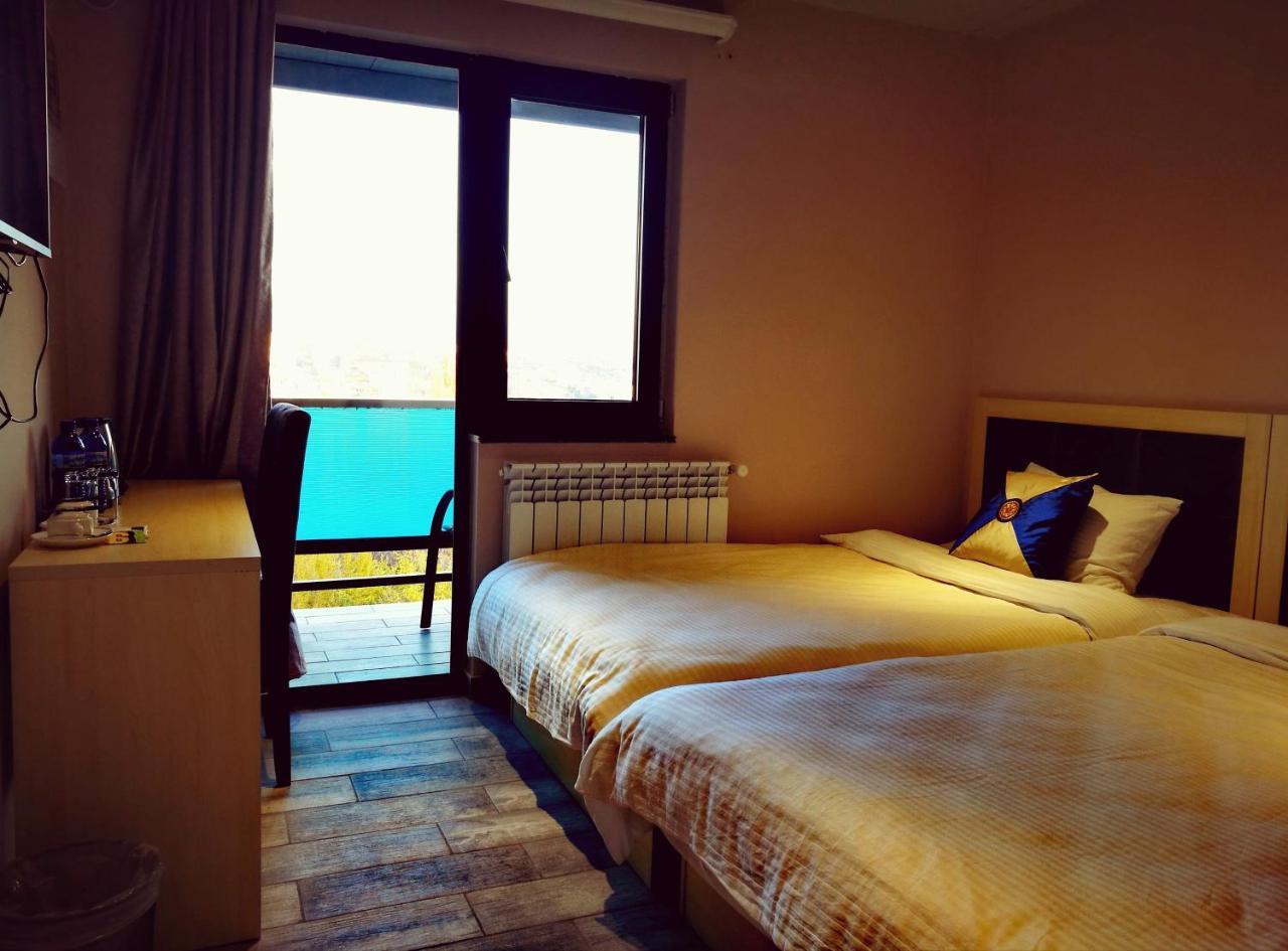 Top Boutique Hotel（首席精品酒店） 트빌리시 외부 사진